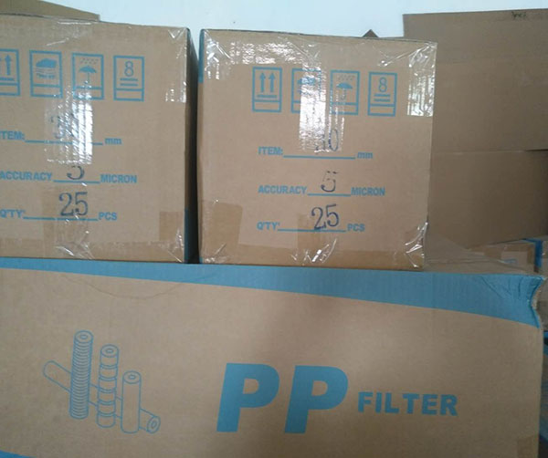 10寸PP棉濾芯 10寸家用工業(yè)用凈水機熔噴濾芯